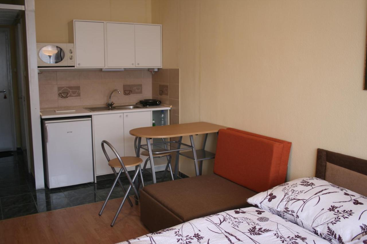 Victor Hugo Central Apartment Βουδαπέστη Εξωτερικό φωτογραφία